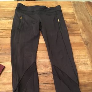 Size 8 lululemon black inspire tight